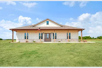 225 Private Road 33083, Sumner, TX 75486 - Photo 1