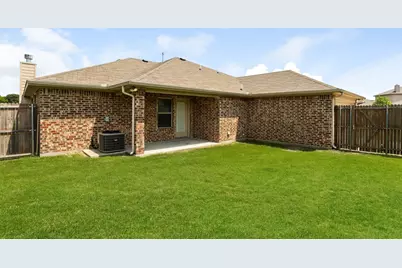 623 Hilton Drive, Lancaster, TX 75146 - Photo 15