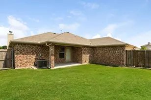 623 Hilton Dr, Lancaster, TX 75146 - Photo 15