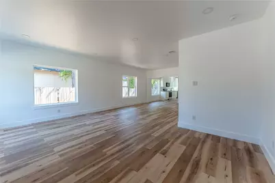 606 Davis Street N, Sulphur Springs, TX 75482 - Photo 7