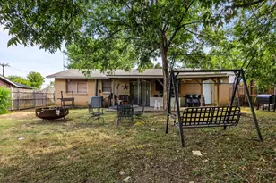 2519 Plaza St, Arlington, TX 76010 - Photo 13