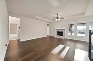 125 Colonial Dr, Joshua, TX 76058 - Photo 9