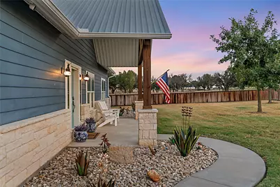2910 County Road 386, Stephenville, TX 76401 - Photo 11