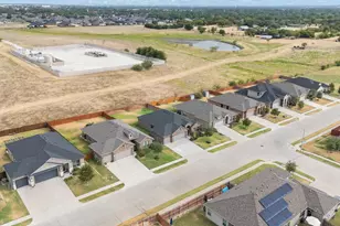 1812 Millbrae Rd, Cleburne, TX 76033 - Photo 25