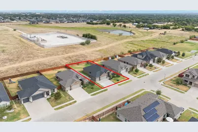 1812 Millbrae Road, Cleburne, TX 76033 - Photo 27