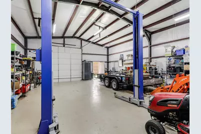 101 Sandlin Court, Springtown, TX 76082 - Photo 27