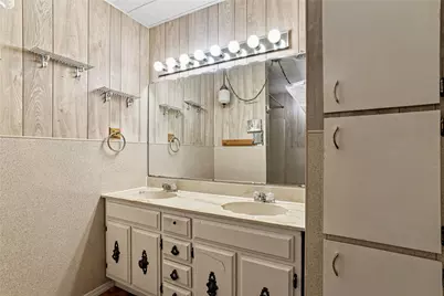 6725 Cylinda Sue Circle, North Richland Hills, TX 76180 - Photo 15