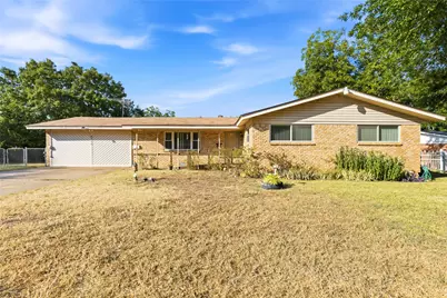 6725 Cylinda Sue Circle, North Richland Hills, TX 76180 - Photo 3