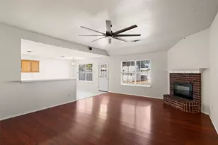 6014 Harwood Crossing Dr, Arlington, TX 76018 - Photo 5