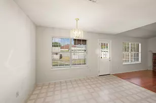 6014 Harwood Crossing Dr, Arlington, TX 76018 - Photo 13