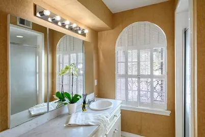 4650 Christopher Place, Dallas, TX 75204 - Photo 25