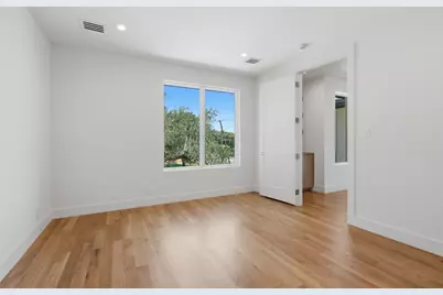 6834 Deloache Avenue, Dallas, TX 75225 - Photo 37
