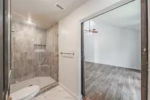 5520 Willow Cir, Fort Worth, TX 76112 - Photo 31