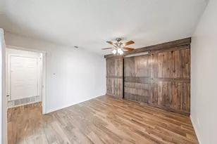 5520 Willow Cir, Fort Worth, TX 76112 - Photo 23