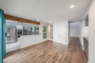 5520 Willow Cir, Fort Worth, TX 76112 - Photo 11