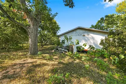 915 Dawson Street, Waco, TX 76704 - Photo 13
