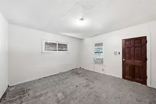 915 Dawson St, Waco, TX 76704 - Photo 11