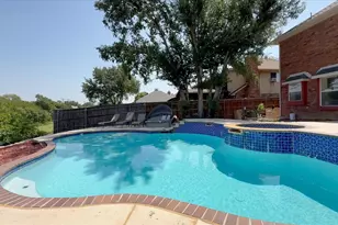 1339 Barclay Dr, Carrollton, TX 75007 - Photo 23