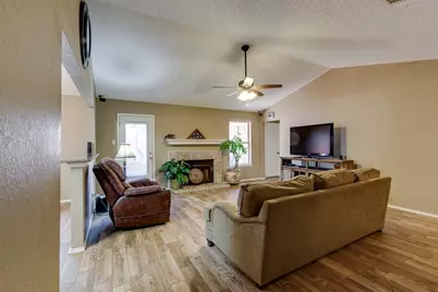 6912 Lyndale Drive, Watauga, TX 76148 - Photo 27