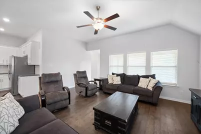 424 Pheasant Hill Lane, Fort Worth, TX 76028 - Photo 17