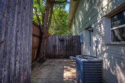 1500 Lipscomb Street #102, Fort Worth, TX 76104 - Photo 35