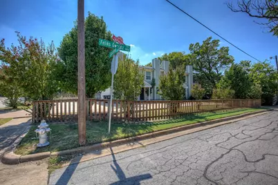 1500 Lipscomb Street #102, Fort Worth, TX 76104 - Photo 3
