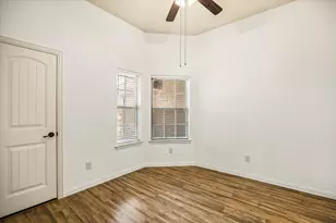 122 Donna Cir, Granbury, TX 76049 - Photo 21