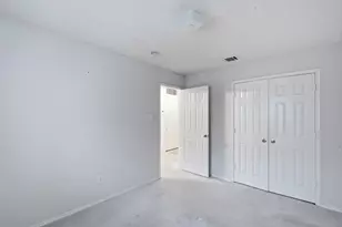 4816 Barnhill Ln, Fort Worth, TX 76135 - Photo 23