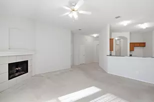 4816 Barnhill Ln, Fort Worth, TX 76135 - Photo 9