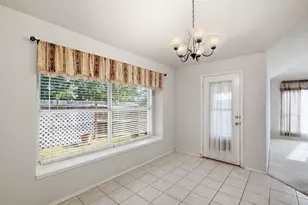 4816 Barnhill Ln, Fort Worth, TX 76135 - Photo 7