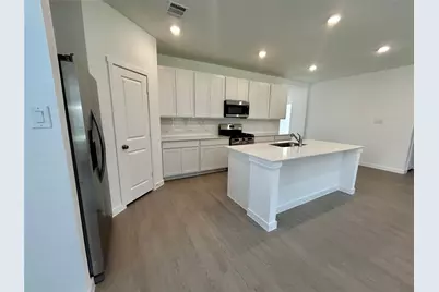 443 Ridge Drive, Justin, TX 76247 - Photo 7