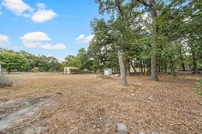 1311 E Stegall Road, Robinson, TX 76706 - Photo 23