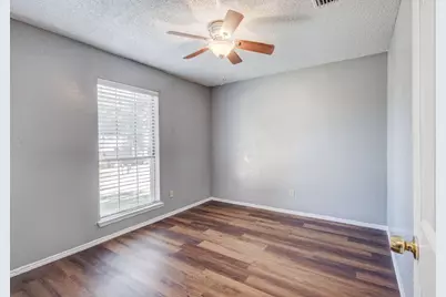 1018 Dandelion Drive, Mesquite, TX 75149 - Photo 11