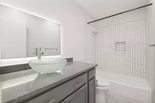 6952 Sammy Cir, Dallas, TX 75237 - Photo 13