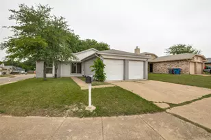 6952 Sammy Cir, Dallas, TX 75237 - Photo 1