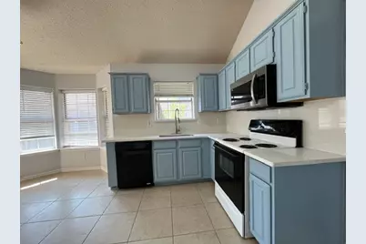 8104 Bells Street, Frisco, TX 75035 - Photo 3