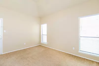 705 Running Creek Drive, Arlington, TX 76001 - Photo 9