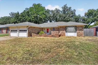 1215 San Marcos Drive, Arlington, TX 76012 - Photo 3