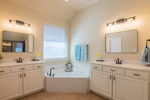 839 Lake Forest Trl, Little Elm, TX 75068 - Photo 13