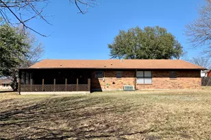 306 Pecan St, Howe, TX 75459 - Photo 23