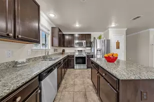 709 Denali Dr, Arlington, TX 76002 - Photo 9