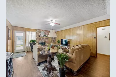 2728 Meadow Green, Bedford, TX 76021 - Photo 3