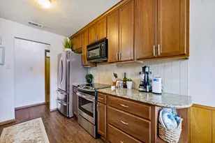 2728 Meadow Green, Bedford, TX 76021 - Photo 9