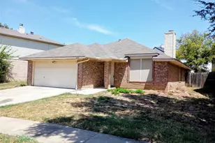 8140 Heritage Pl Dr, Fort Worth, TX 76137 - Photo 1