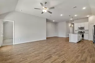 425 Kingsbury Ave, Princeton, TX 75407 - Photo 7