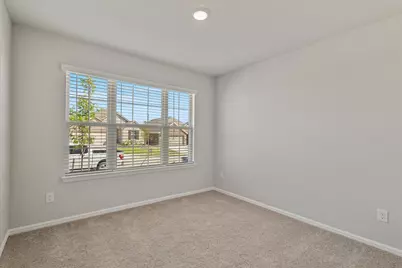 425 Kingsbury Avenue, Princeton, TX 75407 - Photo 15