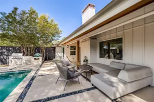 6834 Quarterway Dr, Dallas, TX 75248 - Photo 33