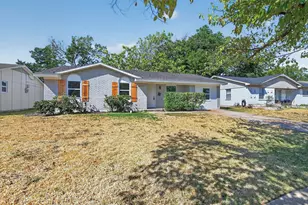 2642 Brady Ln, Grand Prairie, TX 75052 - Photo 1
