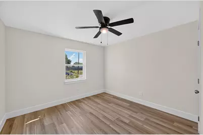 2642 Brady Lane, Grand Prairie, TX 75052 - Photo 7
