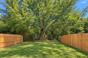 1426 Ravenwood Dr, Mansfield, TX 76063 - Photo 17
